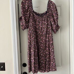 Old Navy Floral Navy Puff Sleeve Dress in Size 2X w/ Pockets! So Pretty & Comfy!